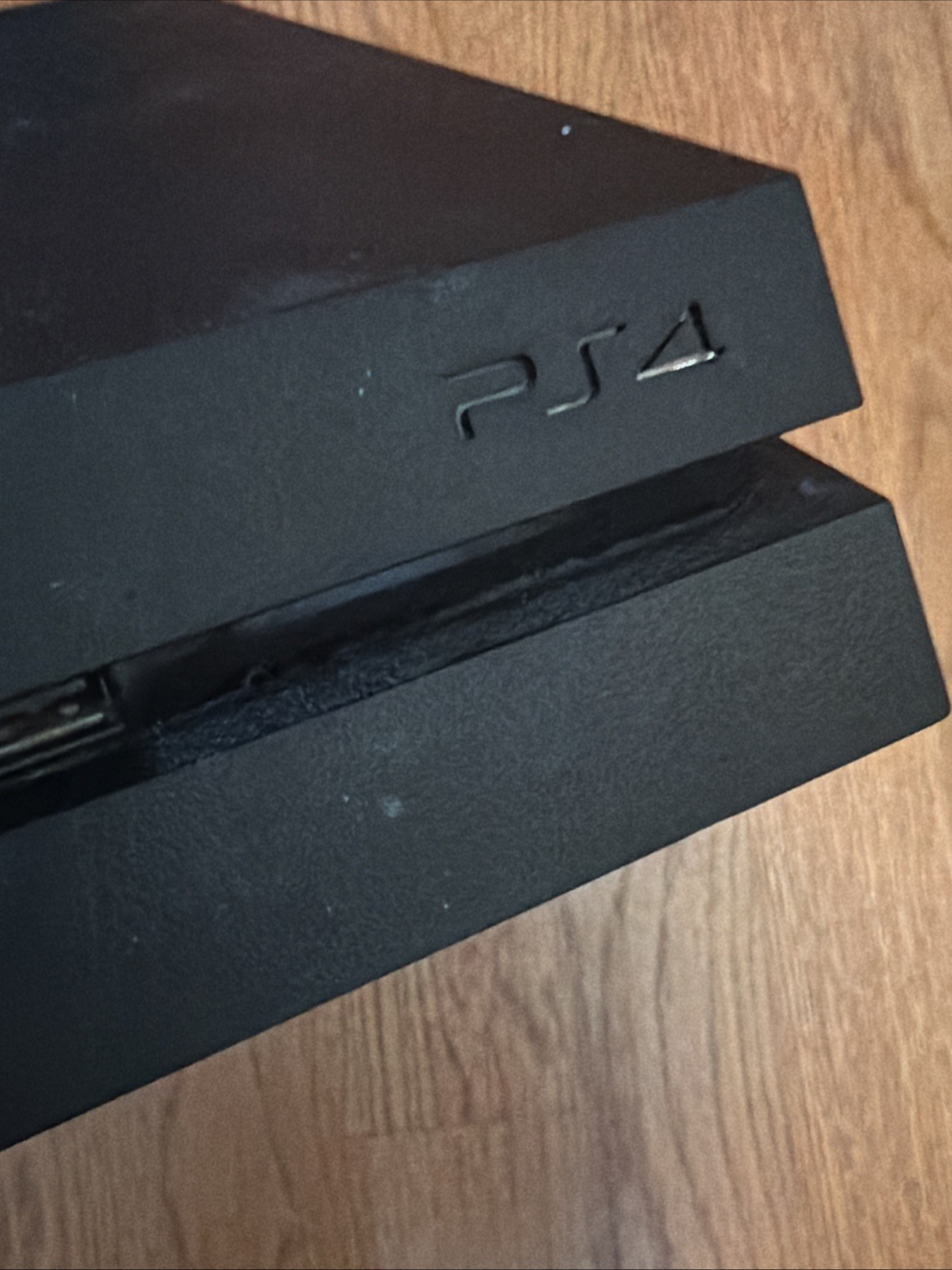 Pre-Owned SONY PLAYSTATION PS4 500GB 1ST GEN GAME CONSOLE MATTE BLACK CUH-1215A