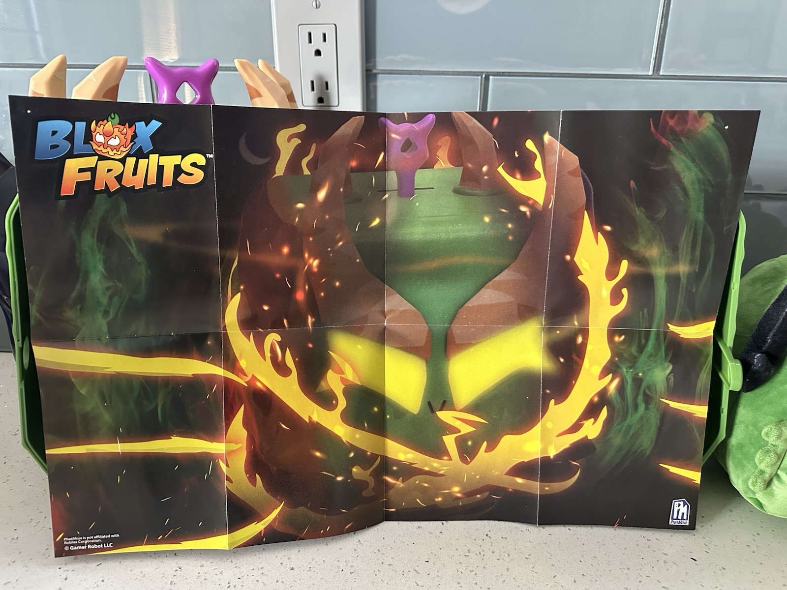 Blox Fruits Dragon Collector Bundle complete 2 stuffies 3 figures 3 cards&poster