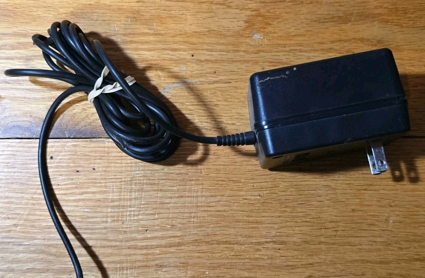 Nintendo Entertainment System Home Console – Gray NES-001