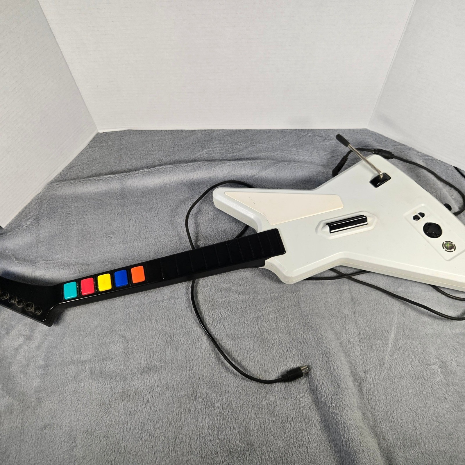 Xbox 360 Guitar Hero X-Plorer Wired Controller RedOctane 95055 PARTS ONLY