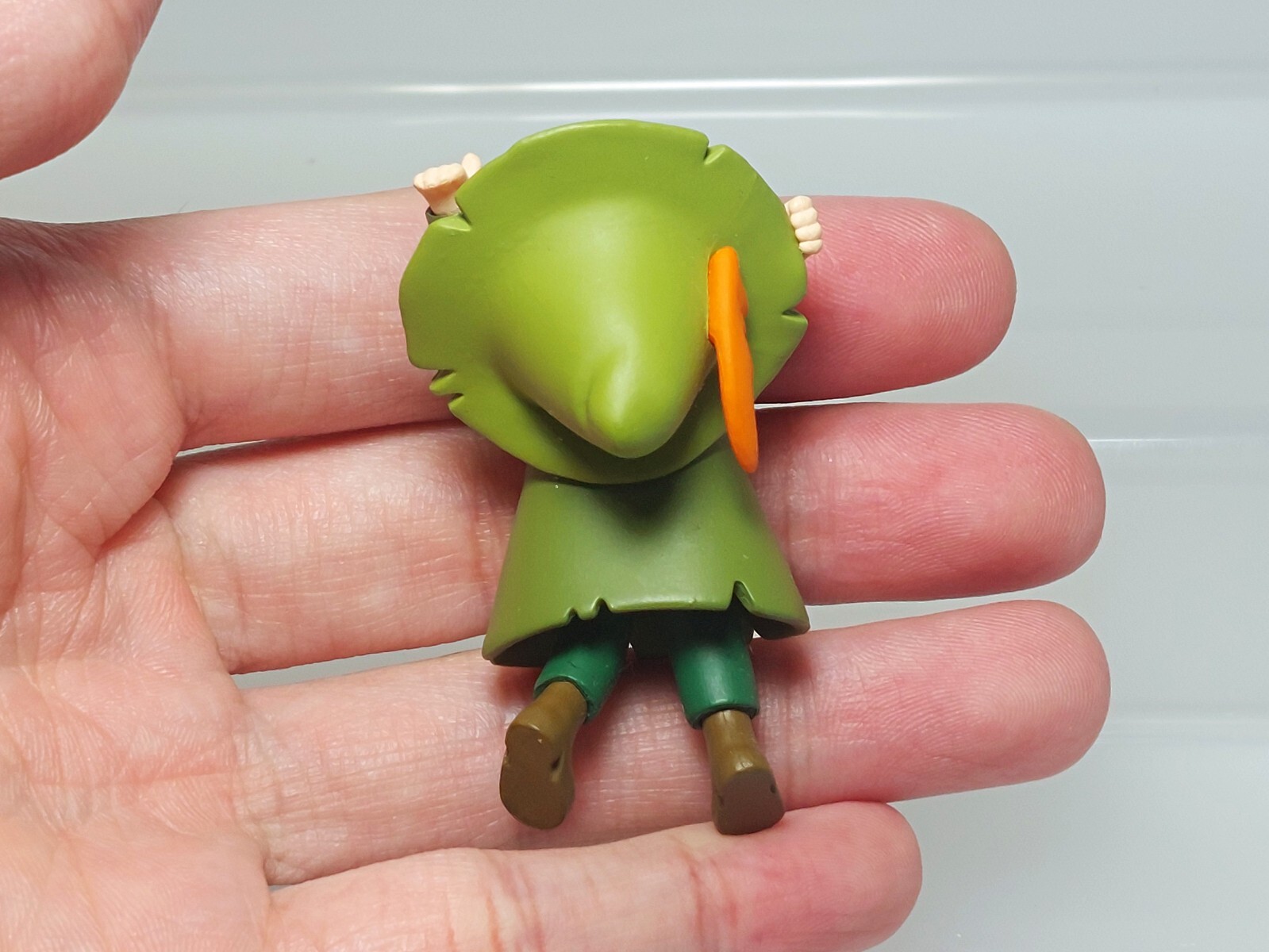 Moomin Suttenkororin Figure Snufkin T-ARTS 2023 Toy Japan R06 0.9in