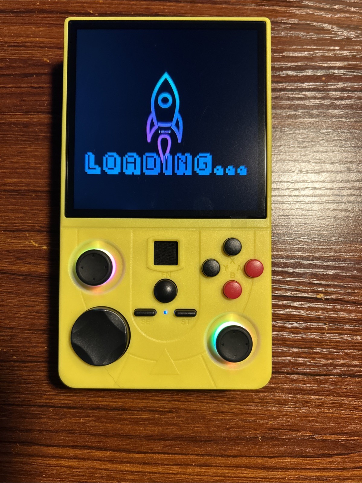 DC40V Handheld Game Console – 4.0 Inch Gaming Console 64GB