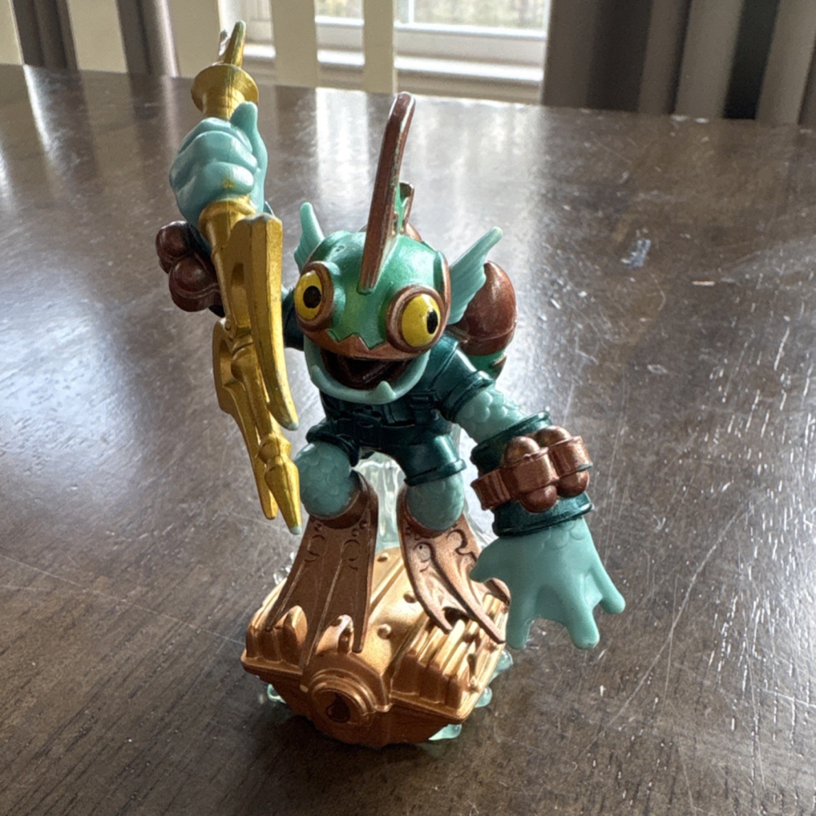 Skylanders Deep Dive Gill Grunt Green Gold Character Figure Toys to Life