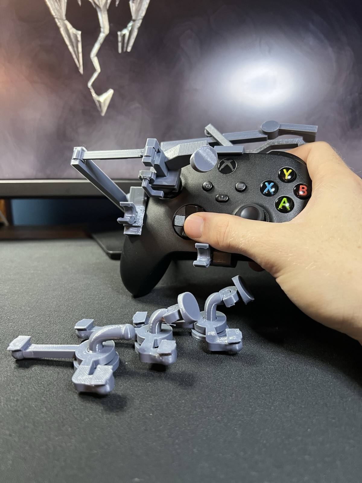 One-Handed (Right) Xbox Series X/S V2 Clip-On Controller Adapter – Adaptive Gear