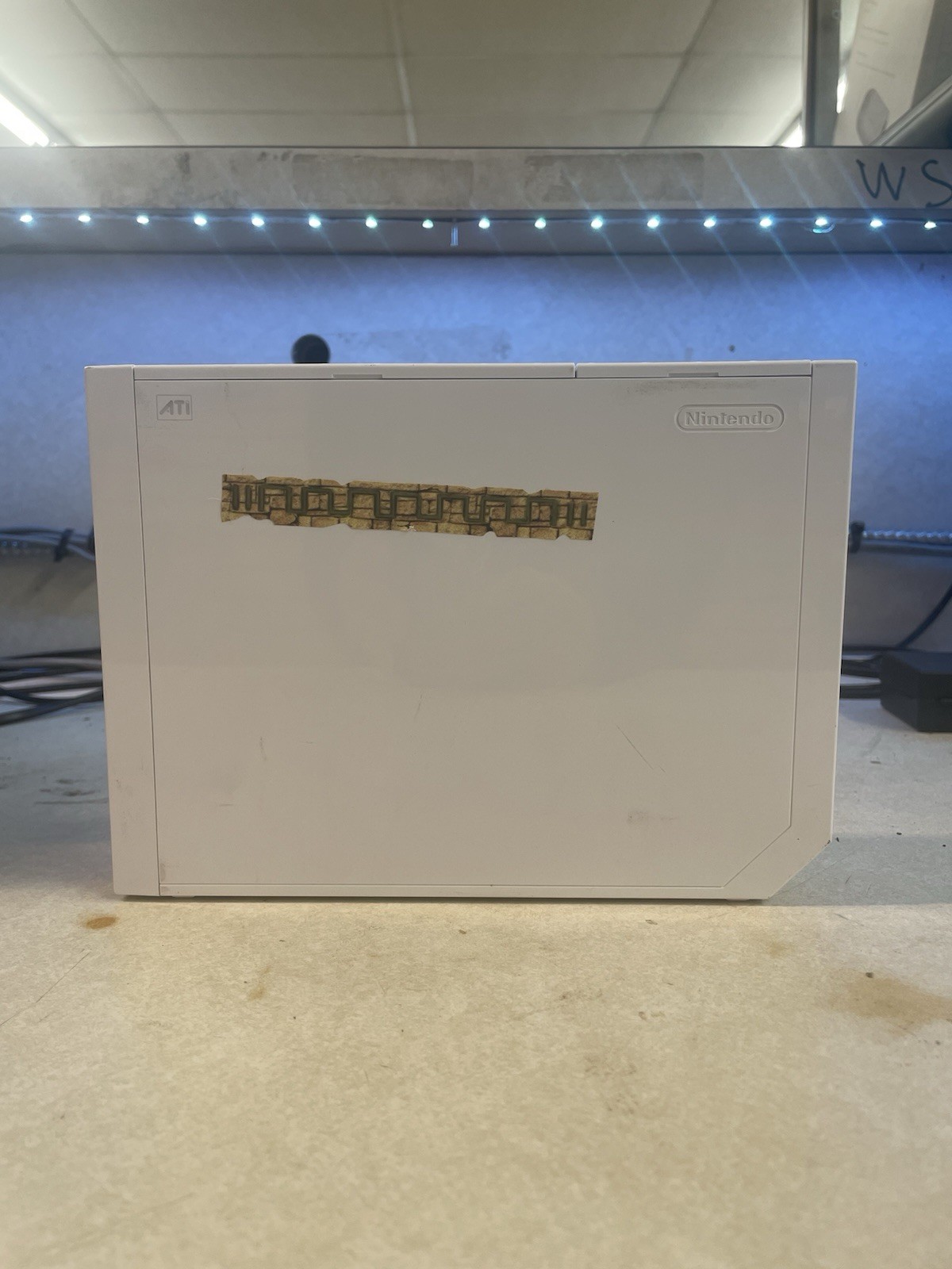 Nintendo Wii 512Mb Console – White- Console Only-READ DETAILS