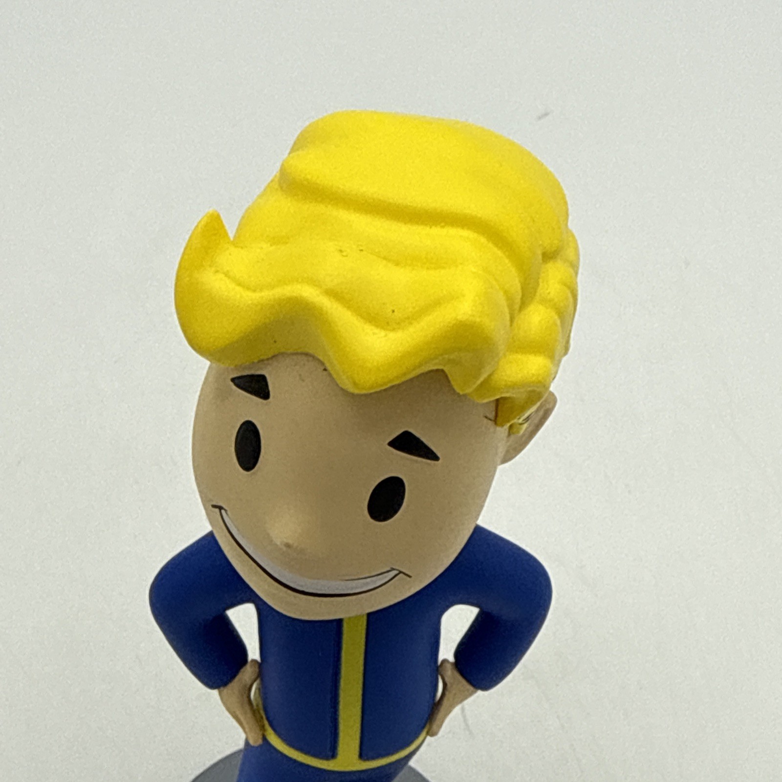 Vintage Bethesda Fallout 4 Vault-Tec Vault Boy 111 Bobblehead Figure 2015 5”