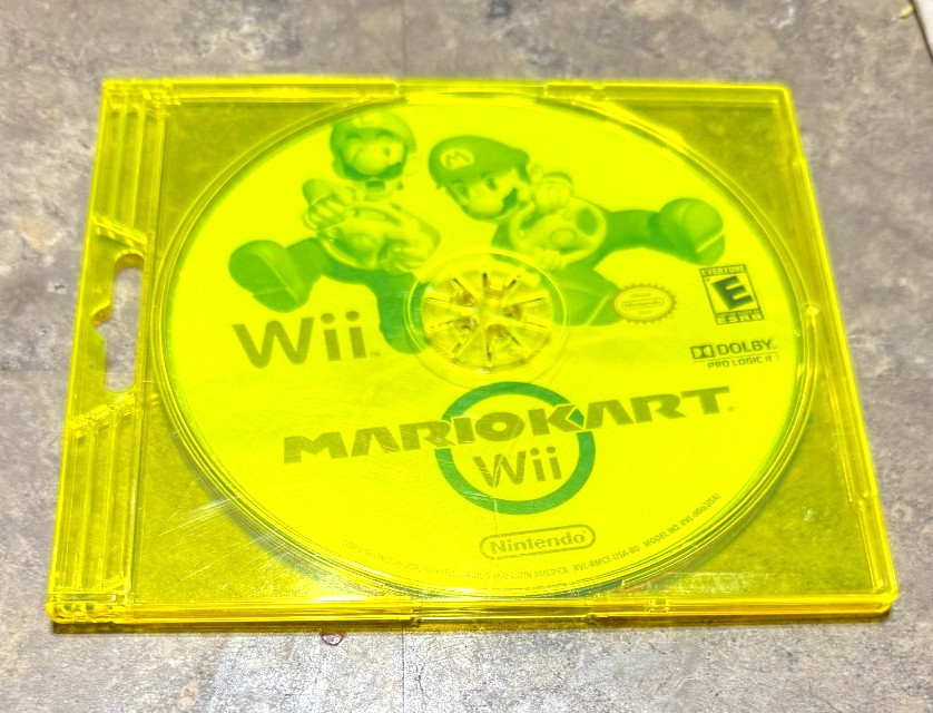 Mario Kart Wii (Nintendo, 2008) RATED E FOR EVERYONE