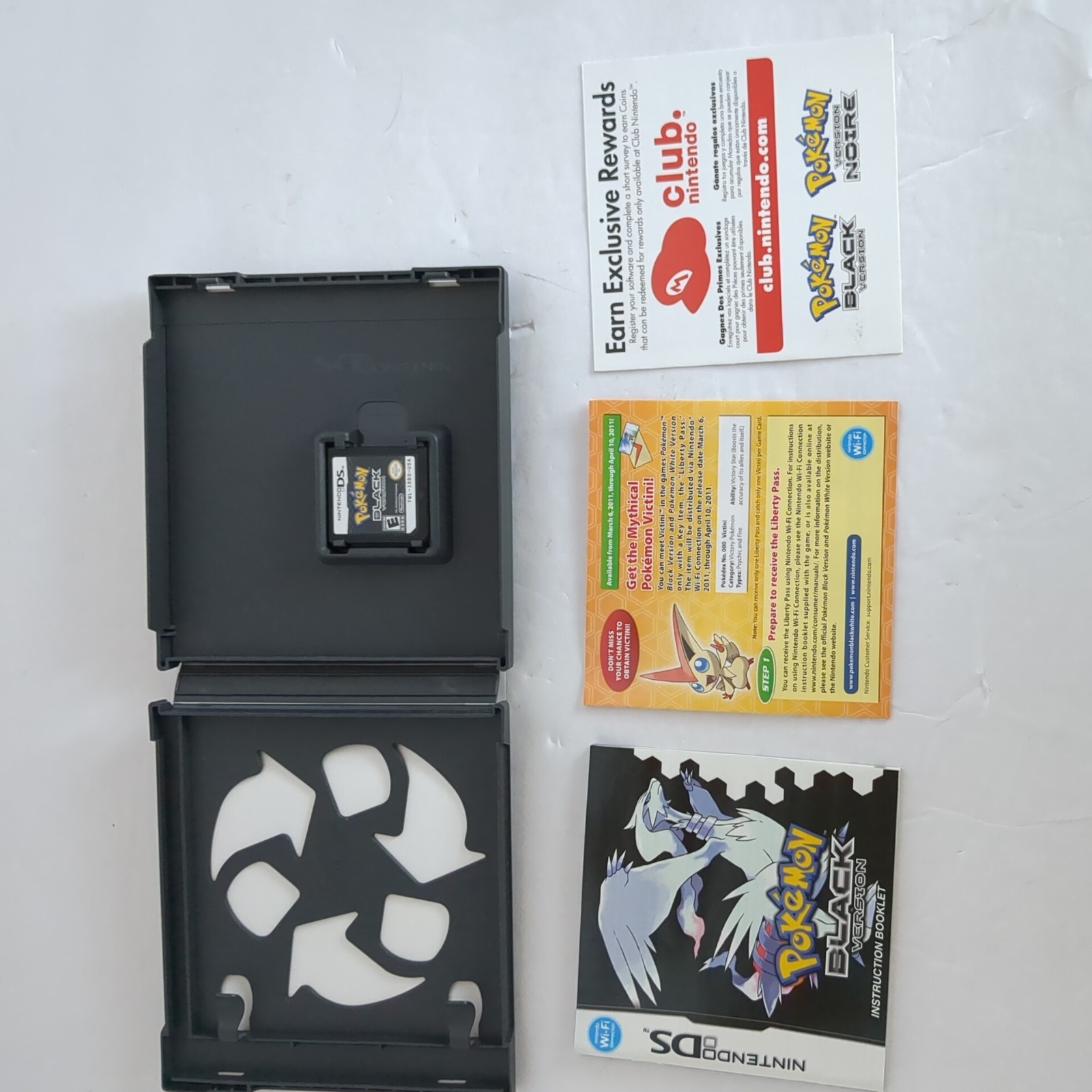 Pokemon Black with Case/Leaflets – DS – Great Condition – Works Great!