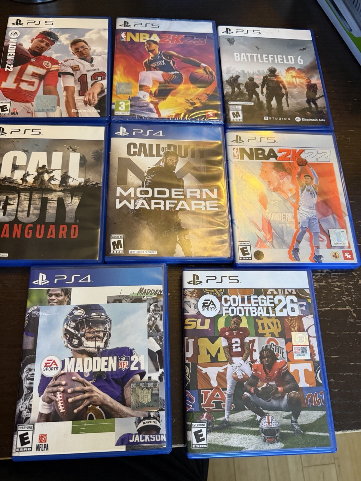 PS5 & PS4 Video Game Lot: battlefield 6, college football 26 COD Mw and more