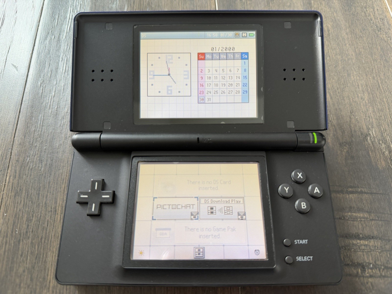 Nintendo DS Lite To Play DS And Game Boy Advance Games – Cobalt Blue