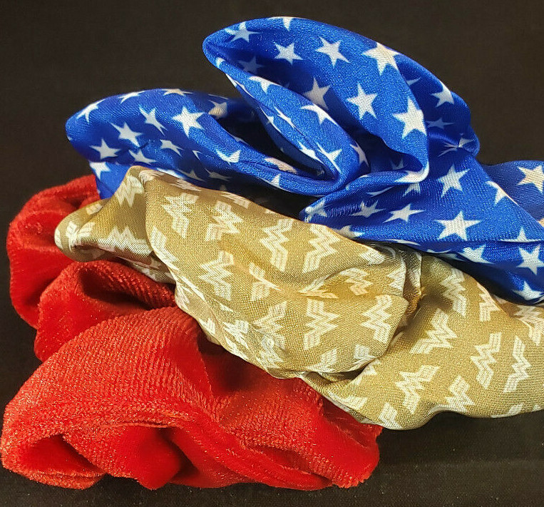 WONDER WOMAN LOGO SCRUNCHIES Set Of 3 Elastic Hairbands Hair 1984 DC COMICS NEW