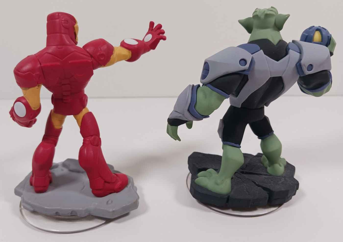 Disney Infinity 2.0 Lot Xbox 360 Portal Iron Man Captain America Thor Hulk