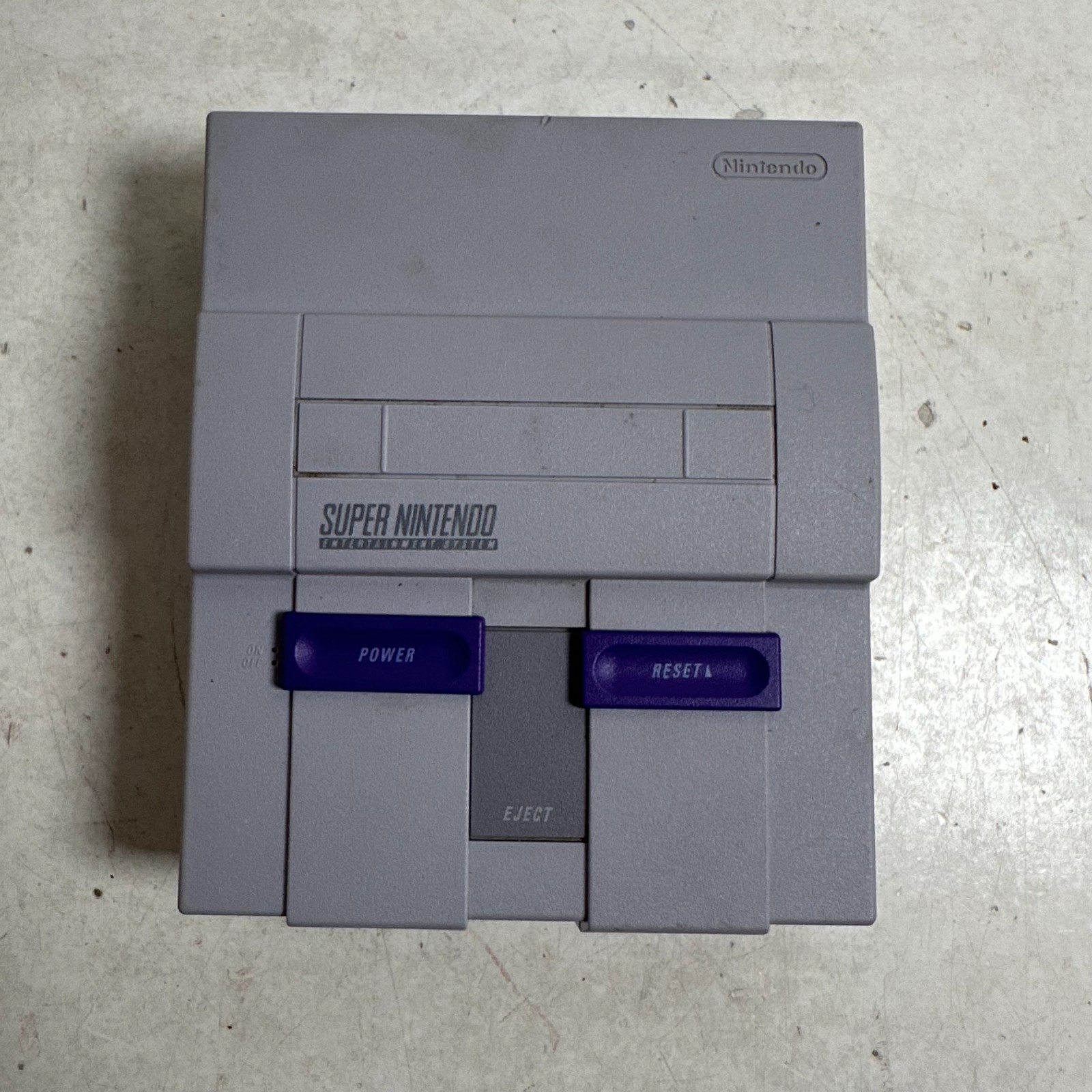 Super Nintendo Entertainment System CLV-201 Gray External Video Game Consoles