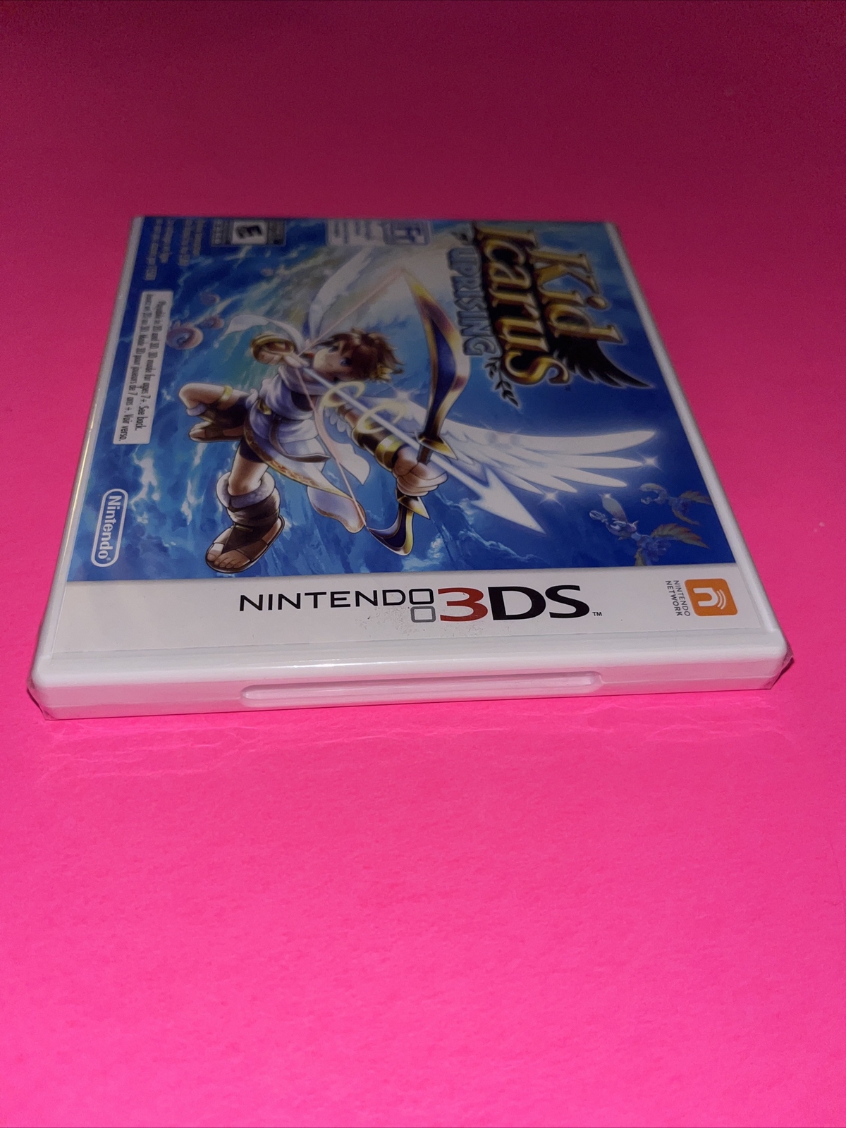 Kid Icarus Uprising – 3DS Game ( French Canadian Version) Brand New Sealed