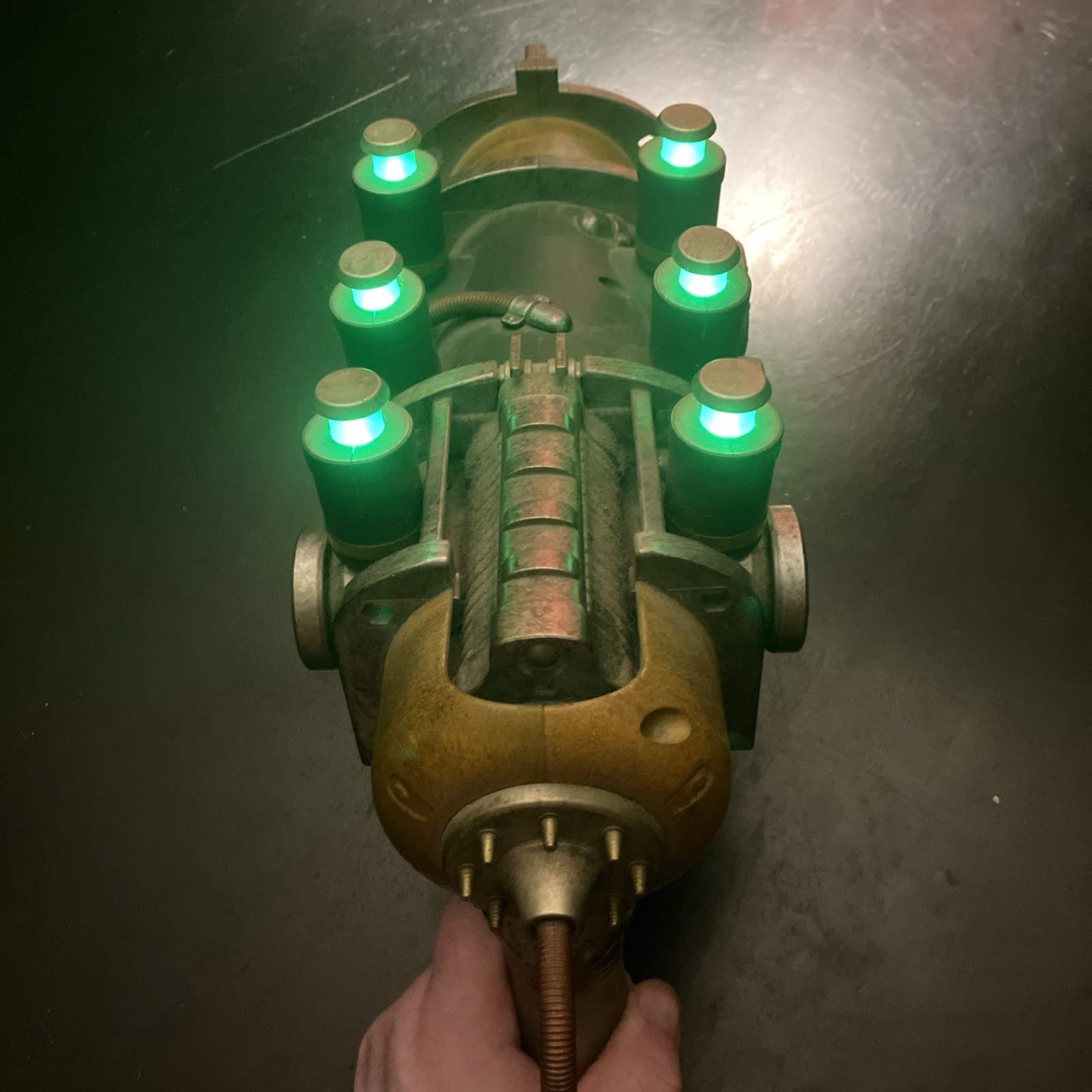 Fallout Plasma Pistol 1:1 Replica Life Size Cosplay – Chronicle Collectibles
