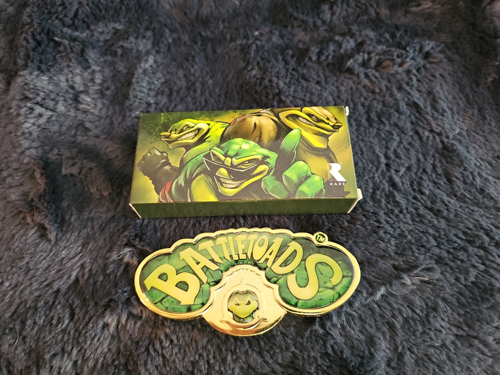 NIB Battletoads Gold Belt Buckle – June 2017 Loot Crate Gaming Exclusive NES