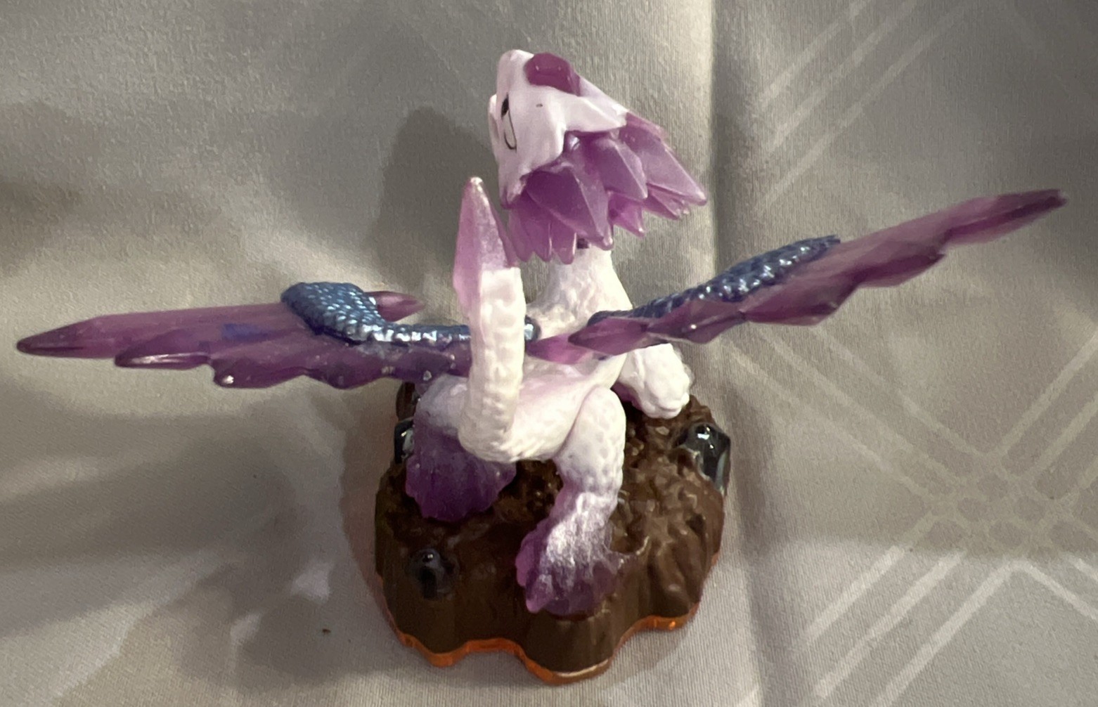 Skylanders Giants FLASHWING Earth Element Figure With Card