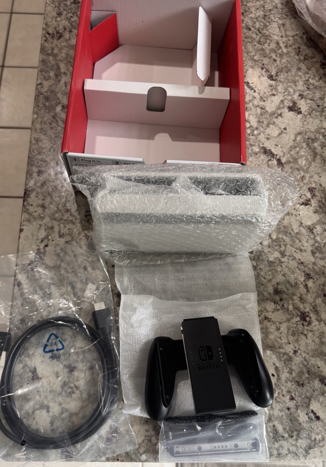 Nintendo Oled dock And Accessories, NIB. Doesn’t Have Power Cord,console,joycon
