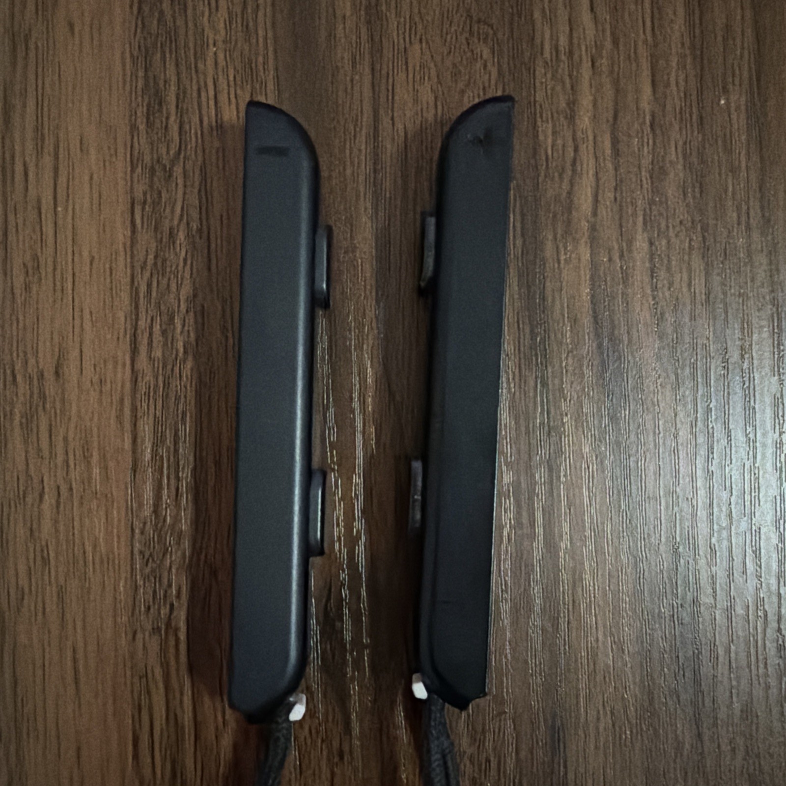 Nintendo Joy-Con Strap Black Clips On Controller for Nintendo switch