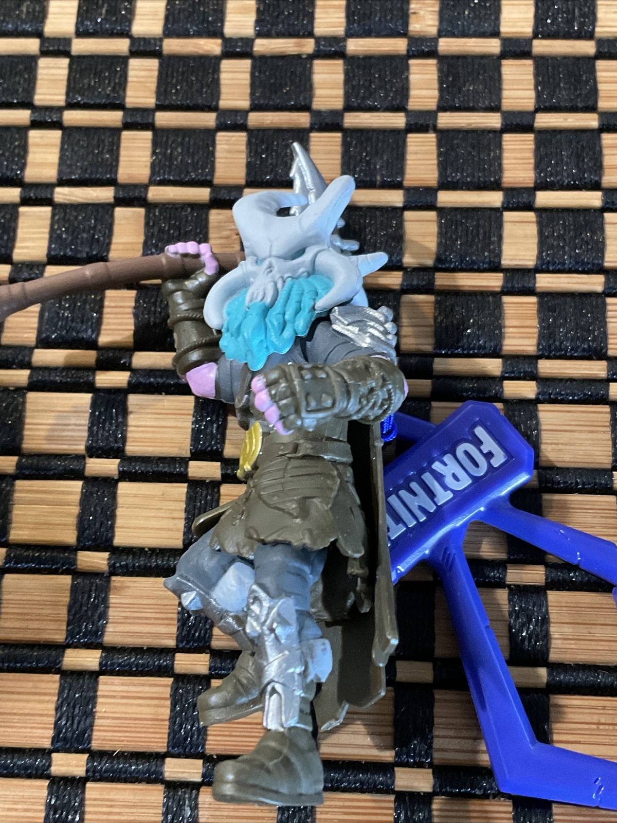 Fortnite Figure Backpack Clip Key Chain- Ragnarok Series 1