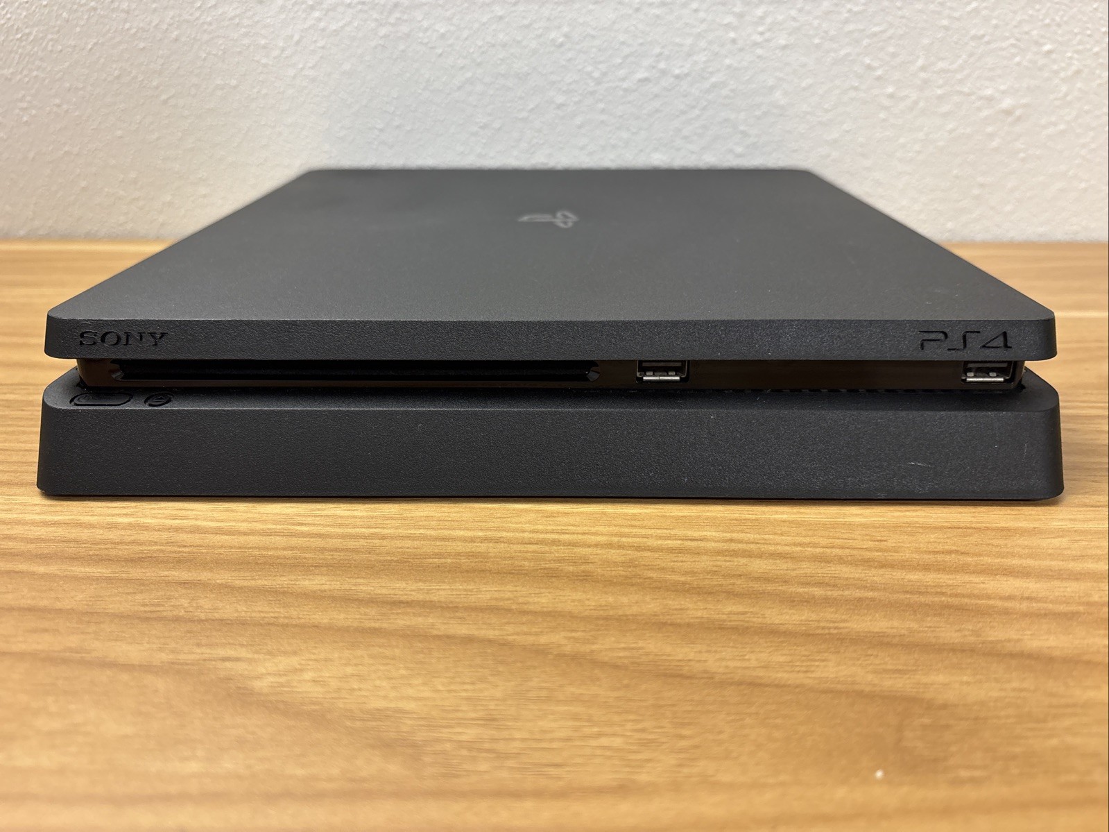 Sony PS4 Slim 1TB CUH-2115B Console Cords, Charger, Controller, FREE SHIPPING