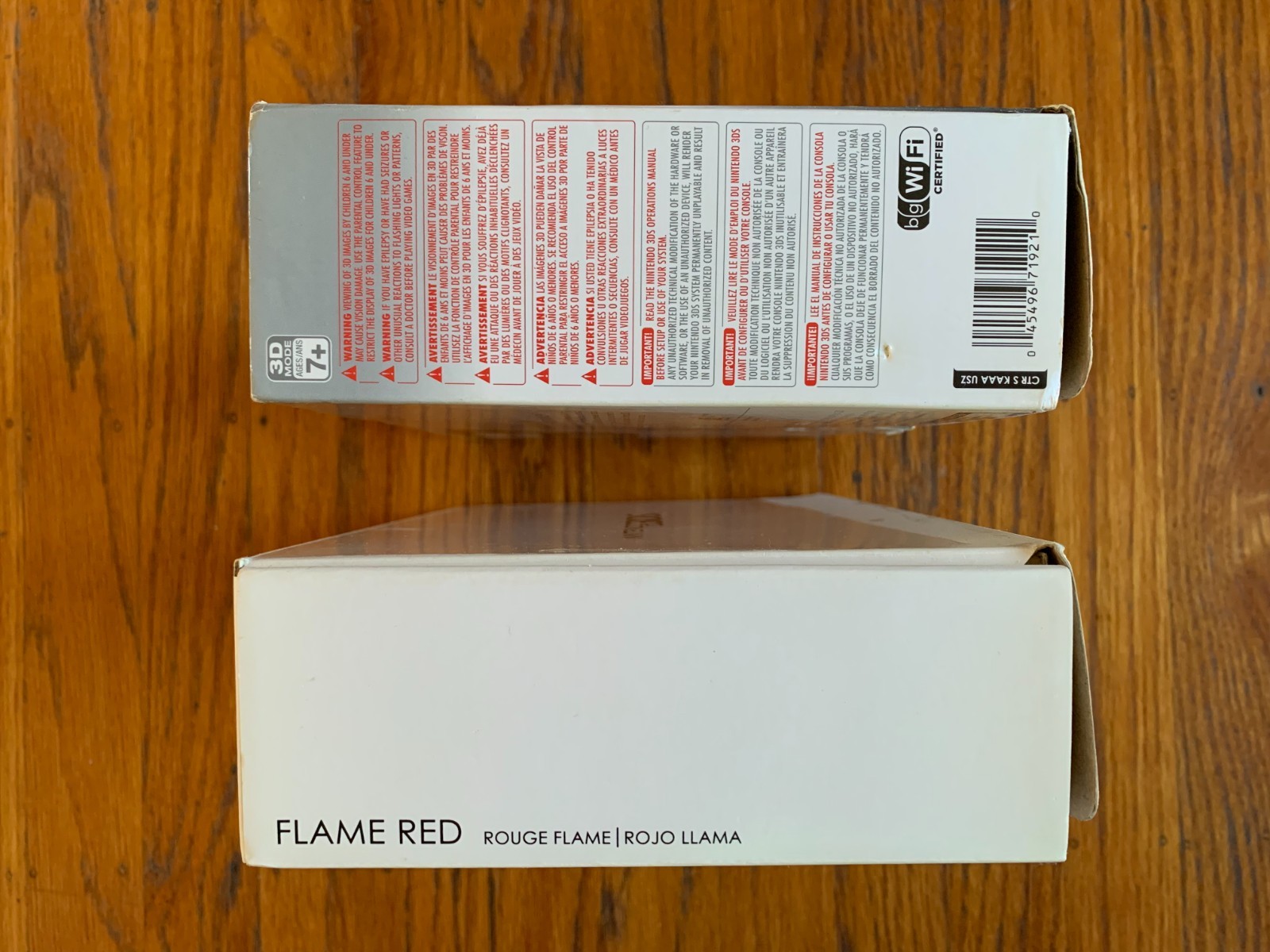 Lot of 2 Nintendo 3DS Cosmo Black and Flame Red console boxes and manuals only