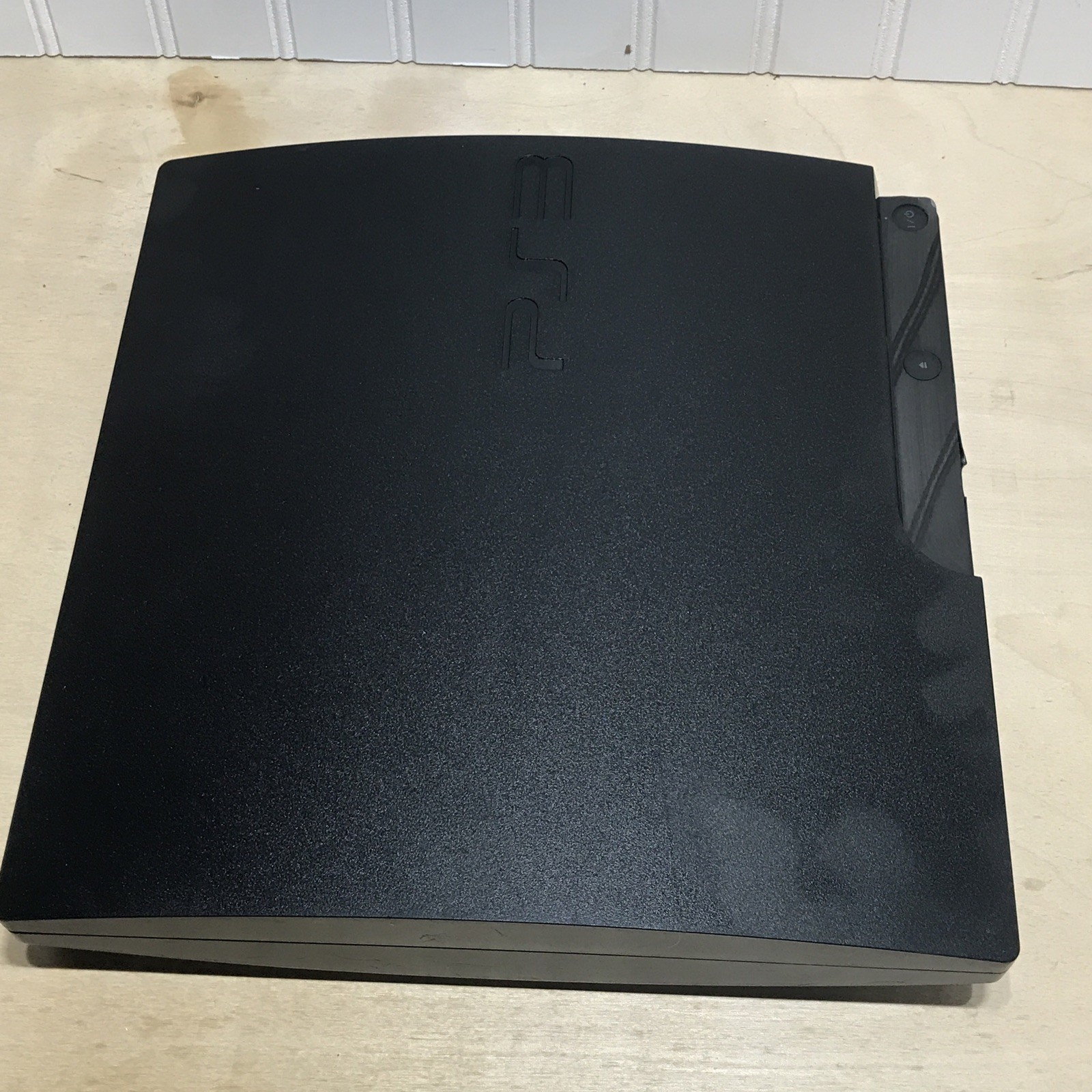 Sony PlayStation 3 PS3 Slim CECH-2501A 160GB Console System Console ONLY Working