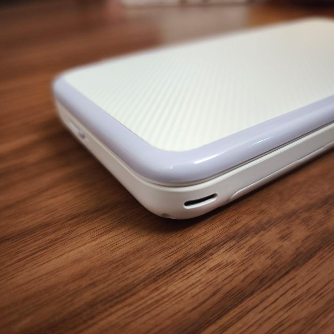 New Nintendo 2DS XL LL White Lavender Console Stylus Working Japanese ver