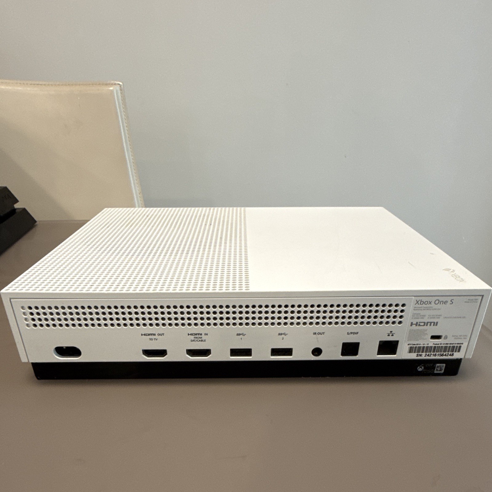 Microsoft Xbox One S 1TB White Console, 4K UHD, Blu-Ray Compatible