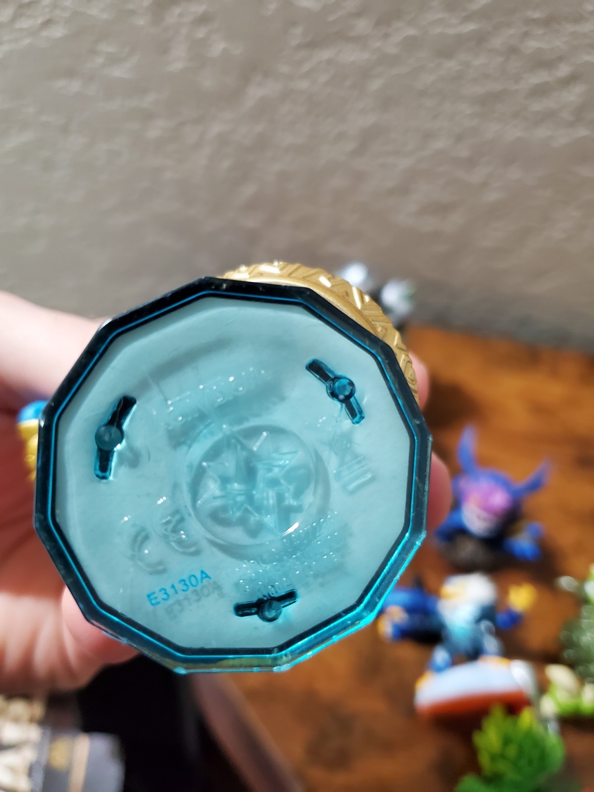 Skylanders Lot of 6 Pop Fizz Slobber Tooth Crusher Food Fight Blue Eagle Guzzle