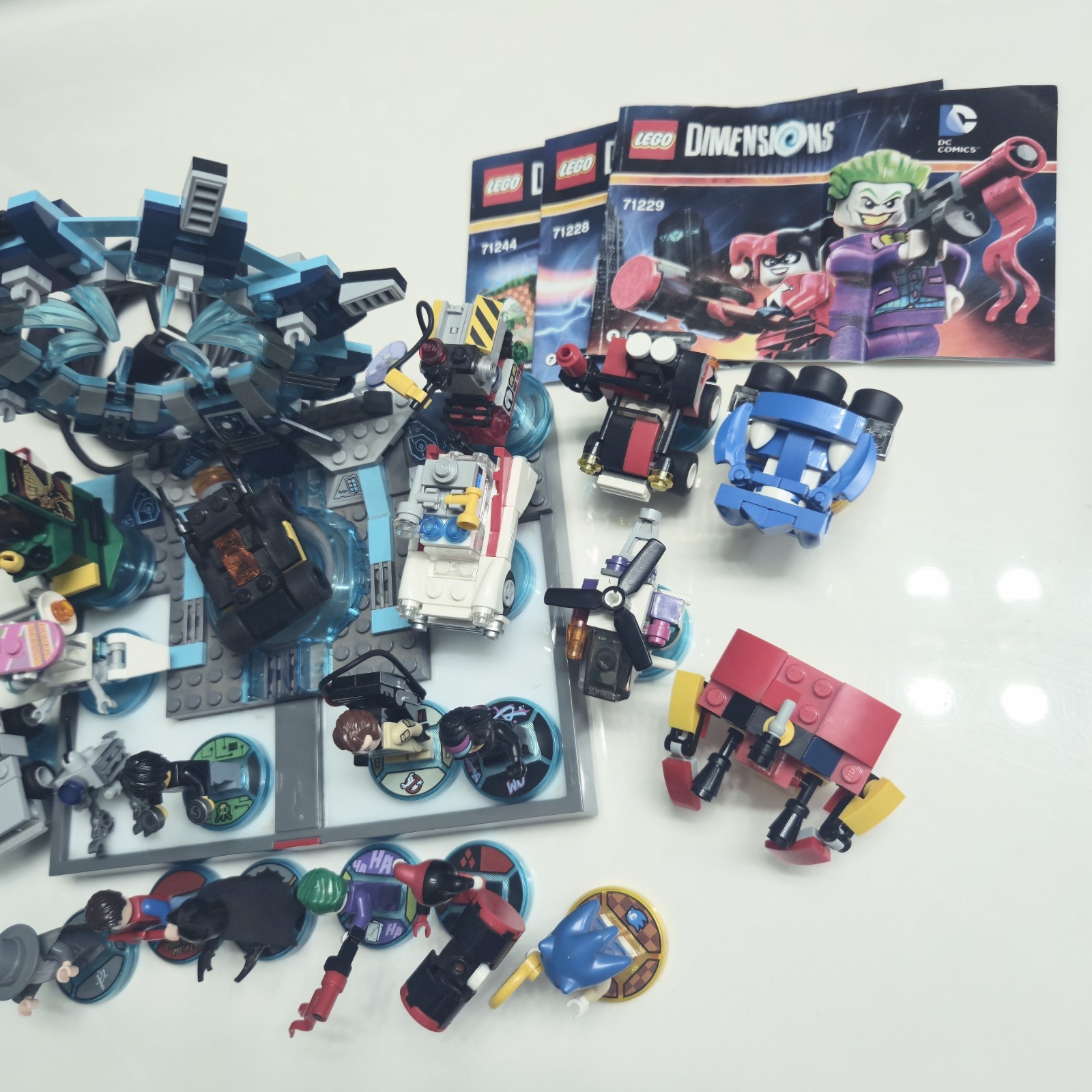 LEGO Dimensions Huge Lot Sonic Joker Harley BTTF Portal 9 Figures 11 Vehicle PS4