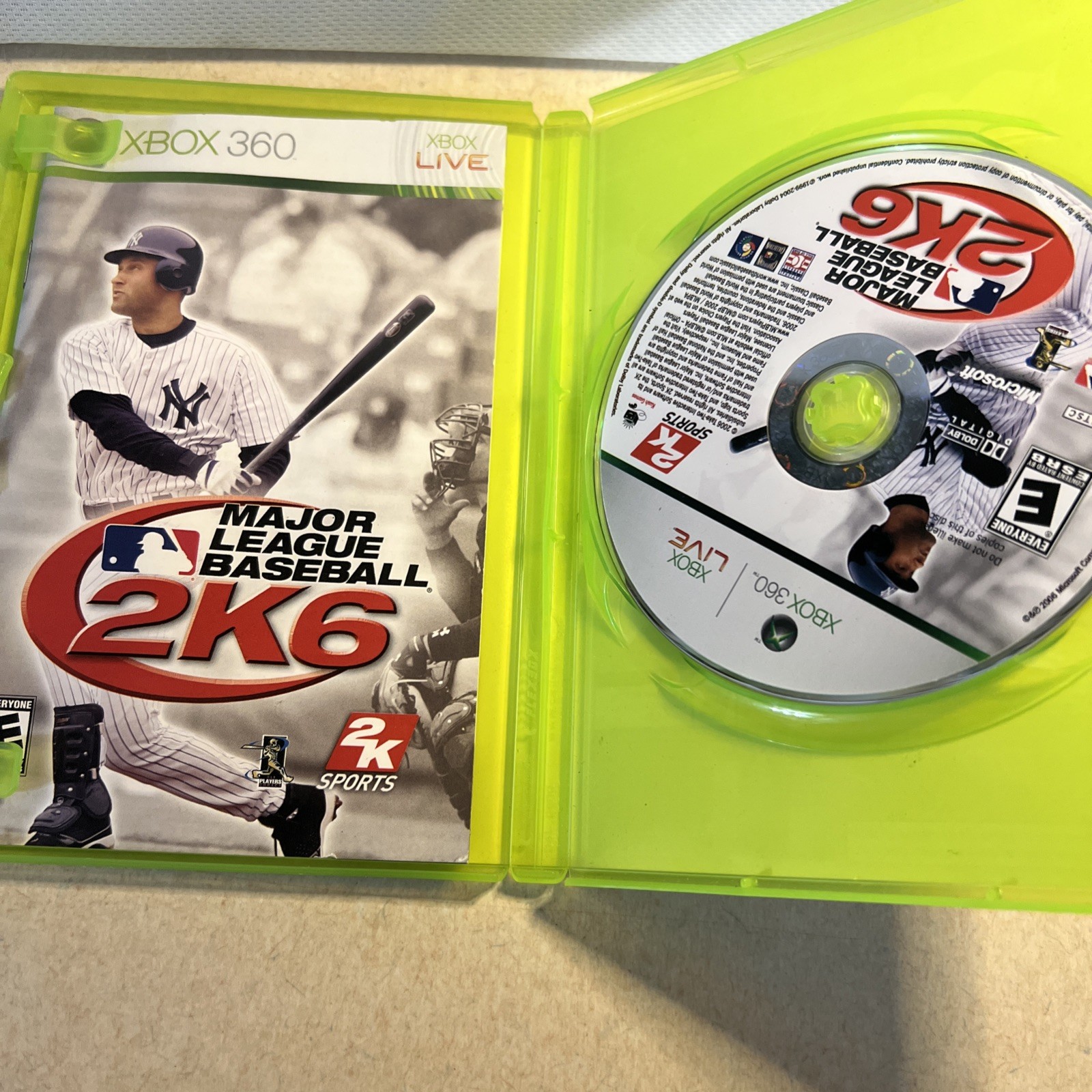 2K Sports Major League Baseball 2K6 Xbox 360 N/A Green Good MLB Sports Game