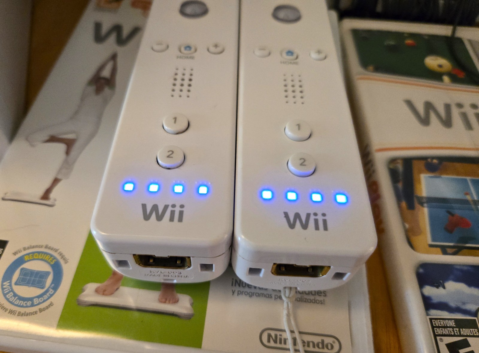 2006 Nintendo Wii RVL-001 512 MB Home Console – White