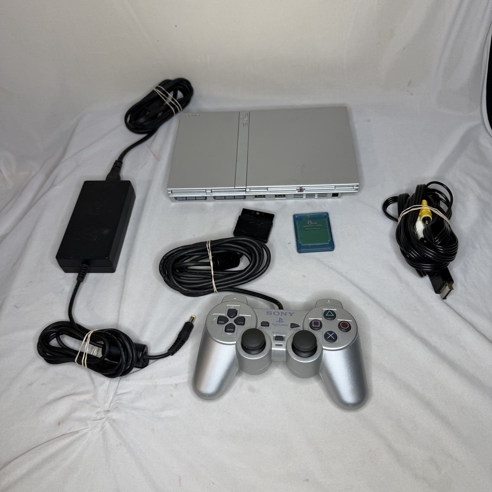 Sony PlayStation 2 PS2 Slim Console SILVER W/ OEM Original Controller Tested