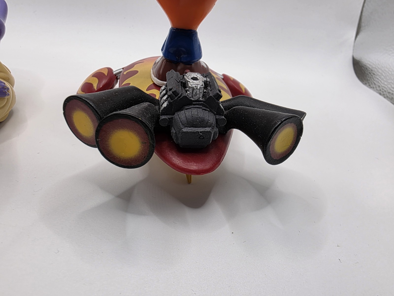 Crash Bandicoot & Spyro Figures Lot w/ Crate Accessory PS1 Era 2000s