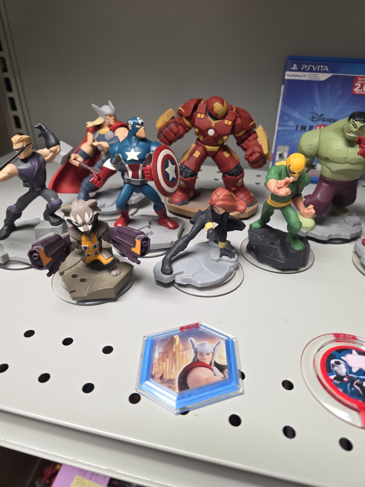 Disney Infinity 2.0 Edition Figure Lot With Game – PS VITA Lot #5