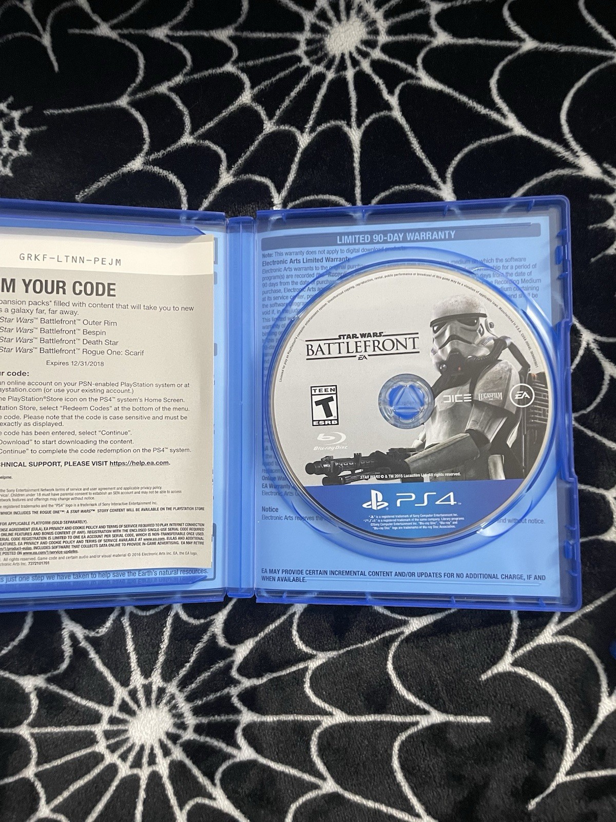 EA Star Wars Battlefront Ultimate Edition and Star Wars Battlefront 2 Bundle