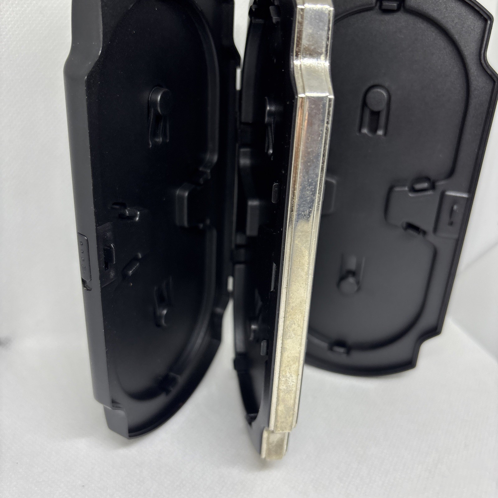 PSP Hard Clamshell Case for Portable Travel Holds 8 Games (4 on each side)