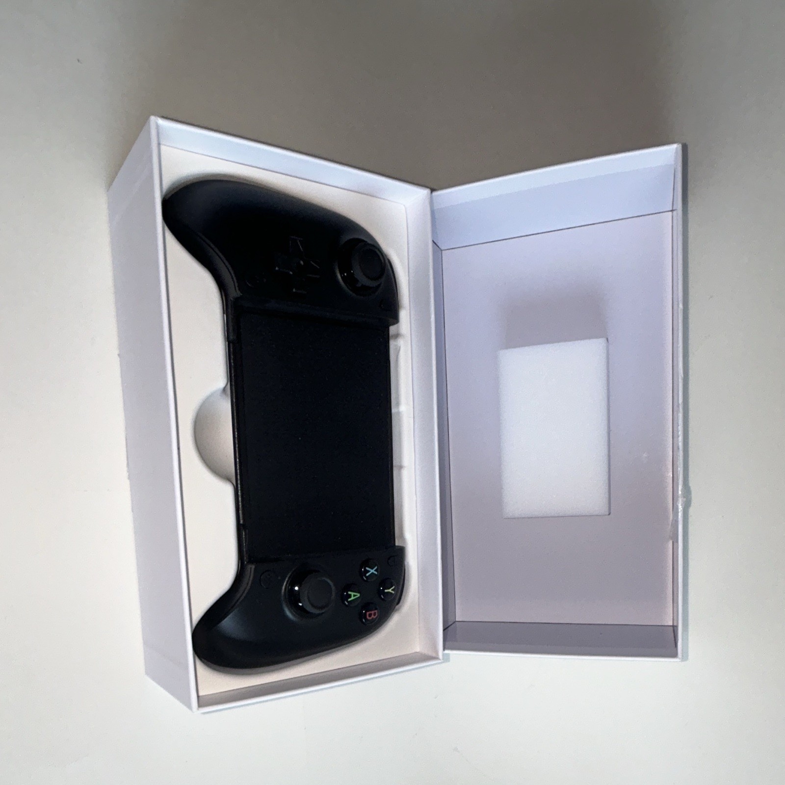 8BitDo Ultimate 2 Wireless Controller for Windows PC, Apple, Steam & Android