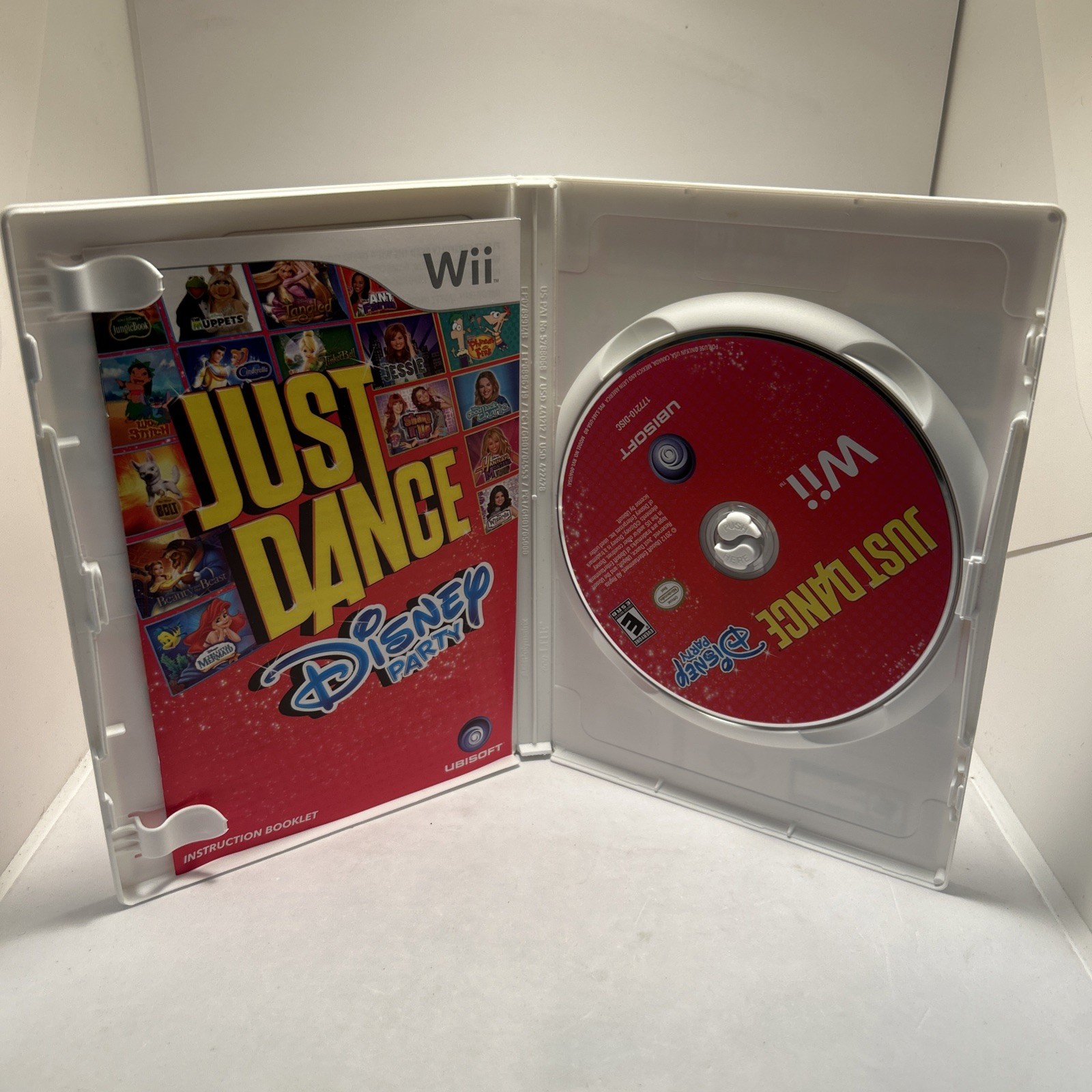 Just Dance: Disney Party (Nintendo Wii, 2012) Complete Tested Fast Shipping!