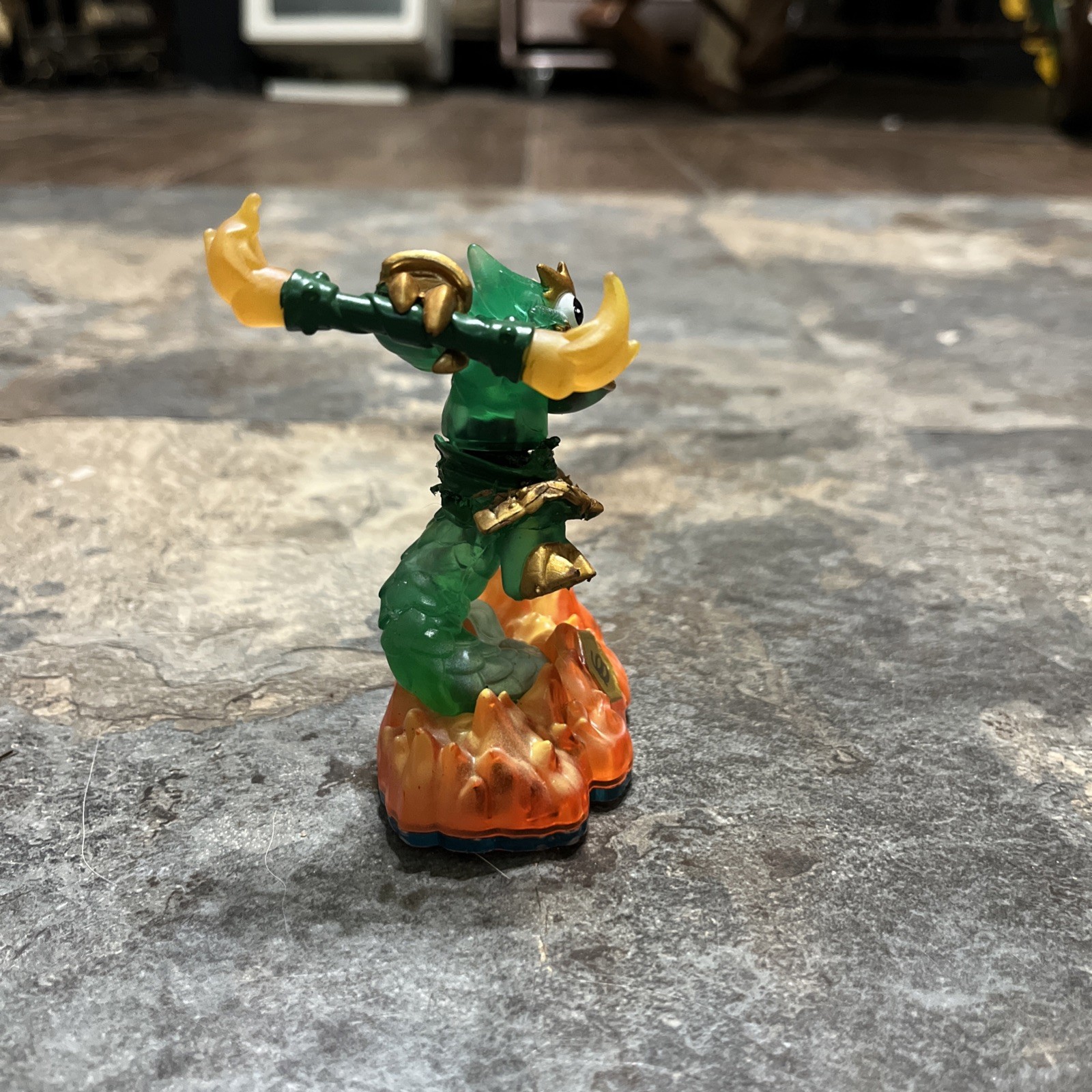 Skylanders Swap Force Jade Fire Kraken Cracked Bottom! T3