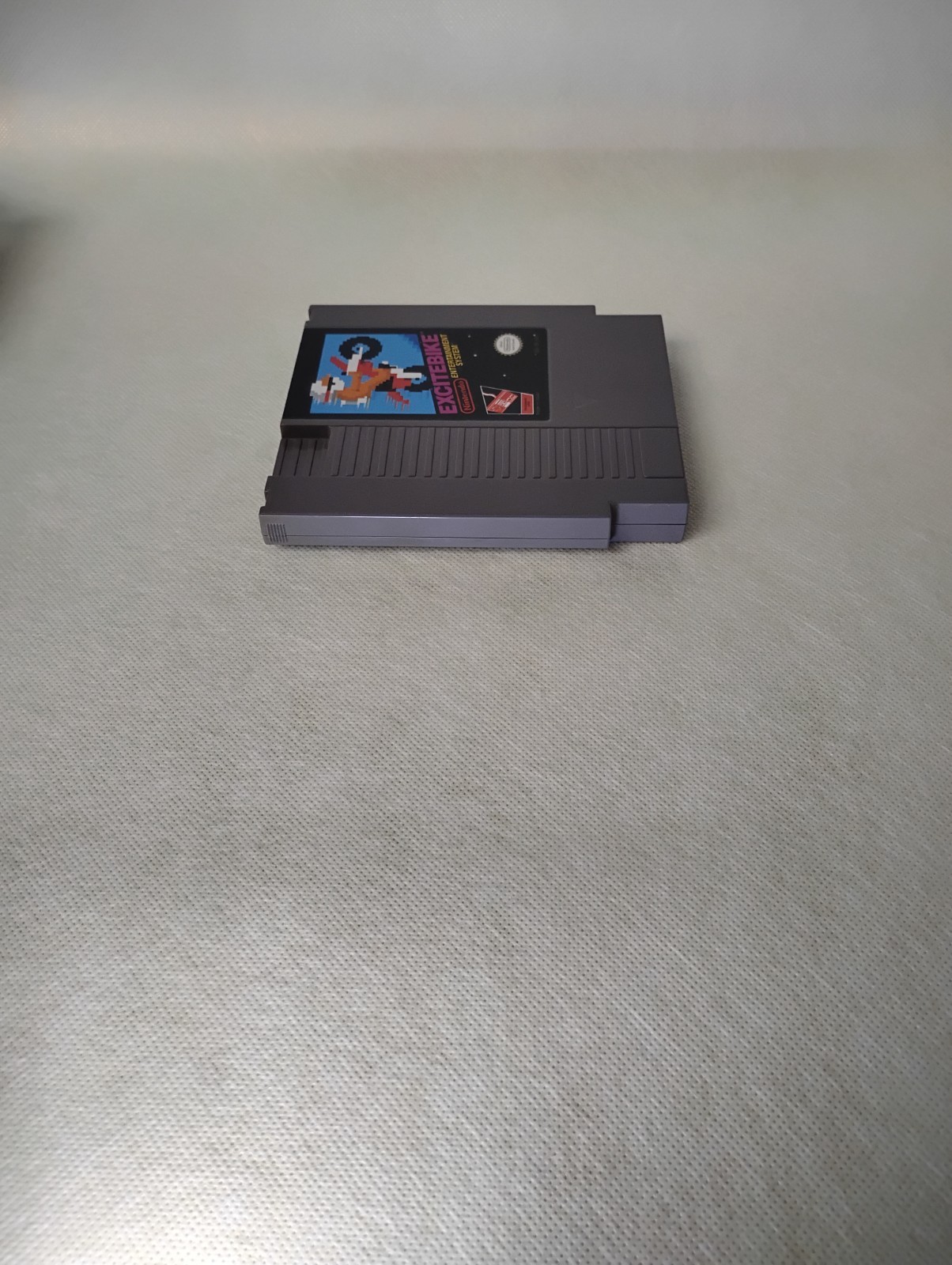 Excitebike, 1985 NES Nintendo, CIB oval seal USA, physical game, tested working