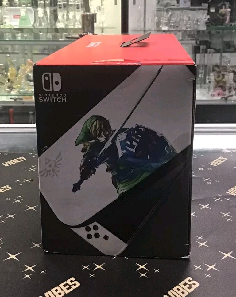 LEGENDS OF ZELDA Enhanced Wired Controller and Slim Case NINTENDO SWITCH NEW!