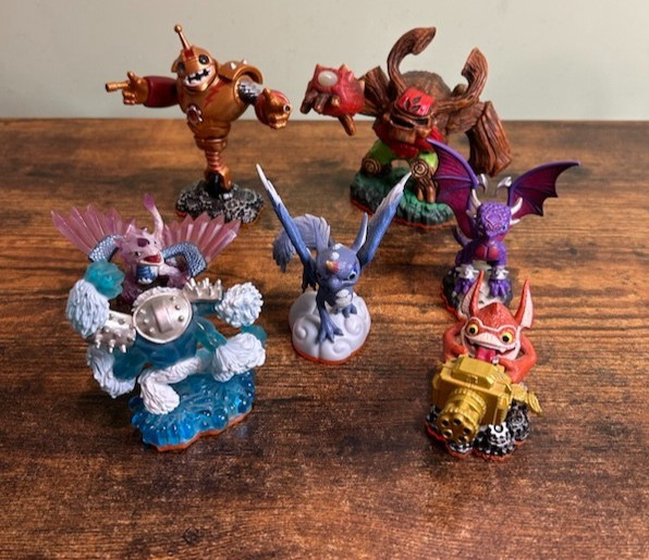 Skylanders Giants 7 Figures Lot Tree Rex Bouncer Slam Bam Flashwing Cynder