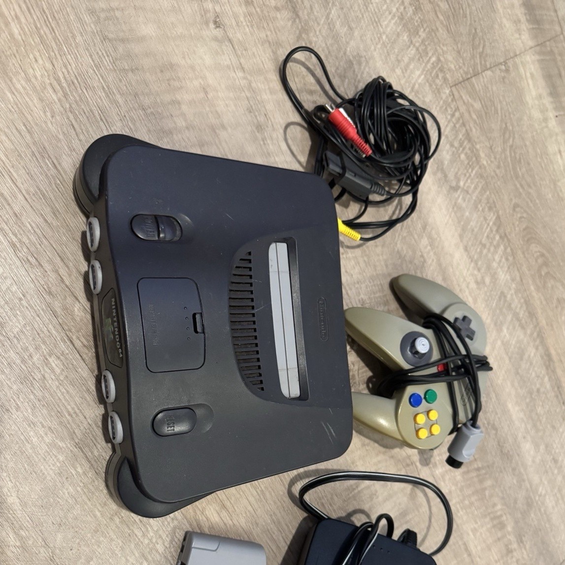 Nintendo 64 Console Black/Gray with Controllers & Diddy Kong Racing Game