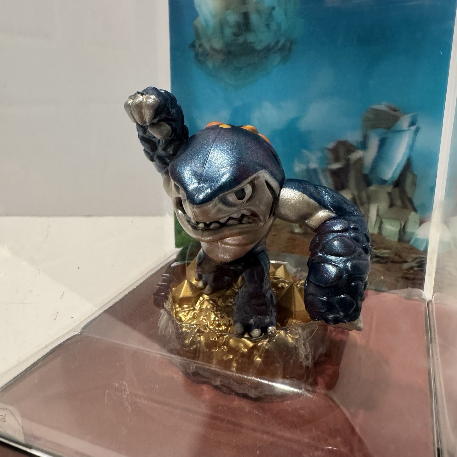 Skylanders Eon’s Elite Terrafin RARE Figure in Original Display Case
