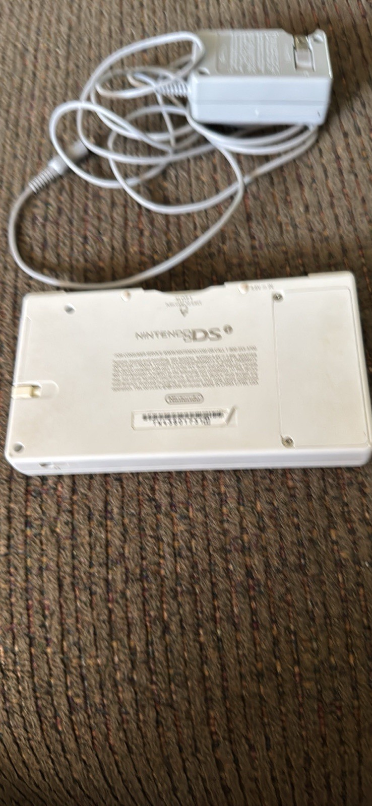 Nintendo DS Lite White Handheld Console Touchscreen w/ AC Adapter Charger & Game