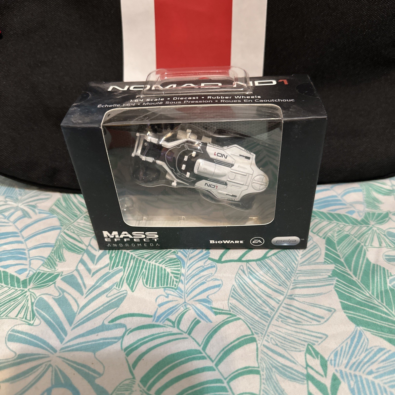 Mass Effect N7 Set: Bookbag socks shotglasses nomad ND 1 Official Bioware 2018