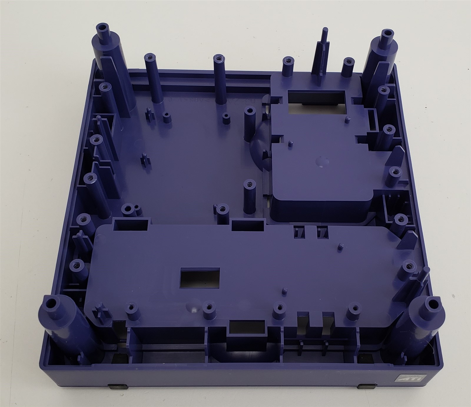 OEM Replacement Nintendo Gamecube – Indigo/Purple Bottom Shell Case