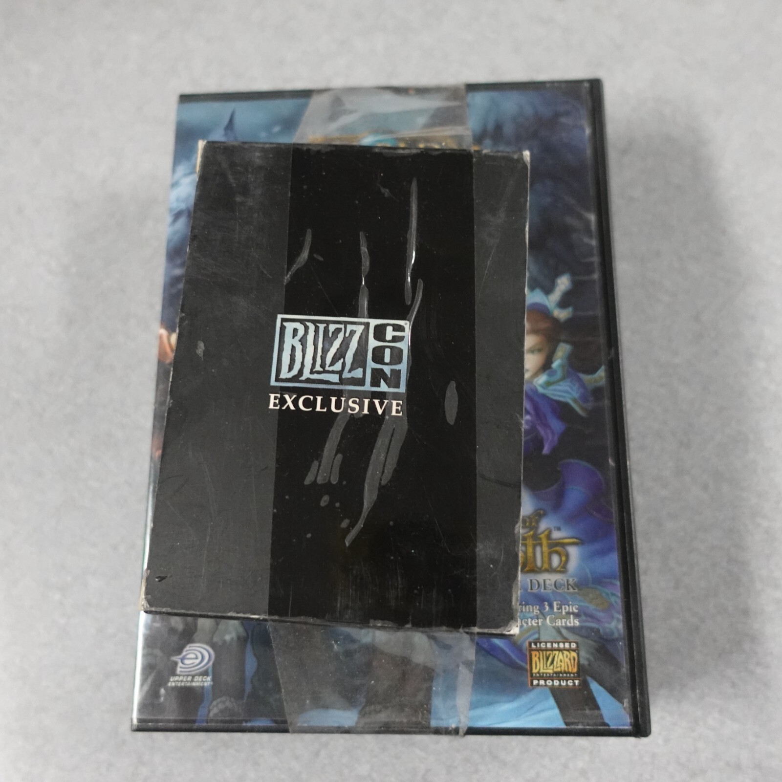 Mega Bloks World of Warcraft: Exclusive Shaman Thrall 2012 with Game